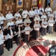 Caritabil: Concert Pascal susținut de Corala „Armonia” Baia Mare pentru copiii Centrului de zi „Sfinții Brâncoveni” din Desești