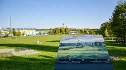 Hartă tipărită pentru circuitul cultural cu cele 40 de picturi ale artiștilor din Școala Băimăreană de Pictură, care au fost amplasate în municipiu