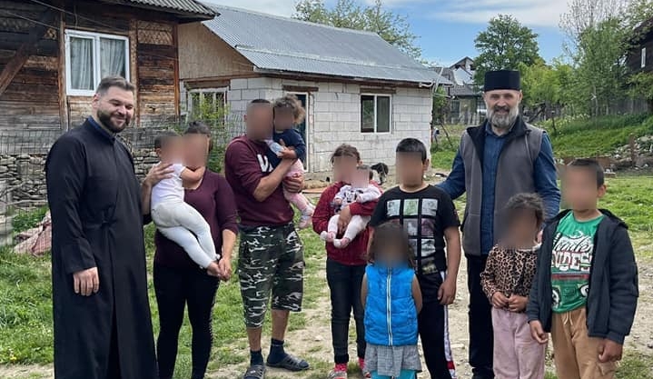 50 de familii nevoiașe din Protopopiatul Vișeu au avut o masă îmbelșugată de Paști prin intermediul proiectul filantropic “Masa bucuriei”