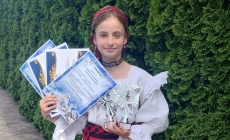 Noi premii obținute de tânăra maramureșeancă Maria-Adriana Demian la Festivalul Internațional de Artă pentru copii și tineret „Festivalurile Copilăriei”