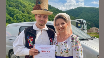 Denis Cupșe a pus din nou Maramureșul pe podium, de această dată la Festivalul Național Concurs de Muzică Populară „Domnica Trop”