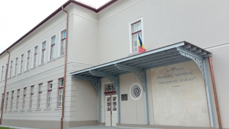 Un elev de la „Șincai” a obținut premiul I la Concursul național de grile utile în literație și explorare creativă „Lego, Ergo Sum!”