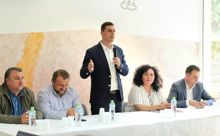 Se investesc 10,9 milioane de euro pentru reabilitarea, modernizarea și dotarea școlilor speciale din județ, educația fiind o prioritate pentru Consiliul Județean Maramureș în mandatul lui Ionel Bogdan