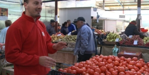 Micii producători, taxați pentru transportul propriilor produse la piață