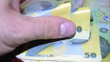 Percheziții în Maramureș în dosare de cămătărie și violență. Doi bărbați au fost reținuți