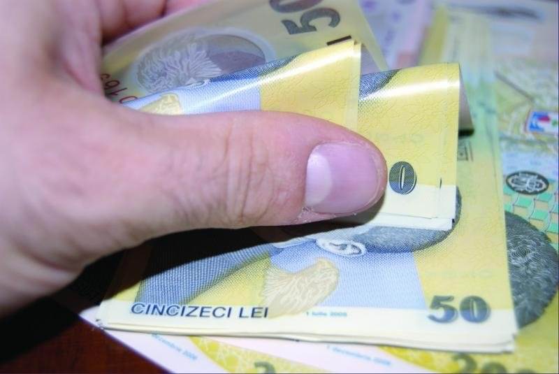 Percheziții în Maramureș în dosare de cămătărie și violență. Doi bărbați au fost reținuți