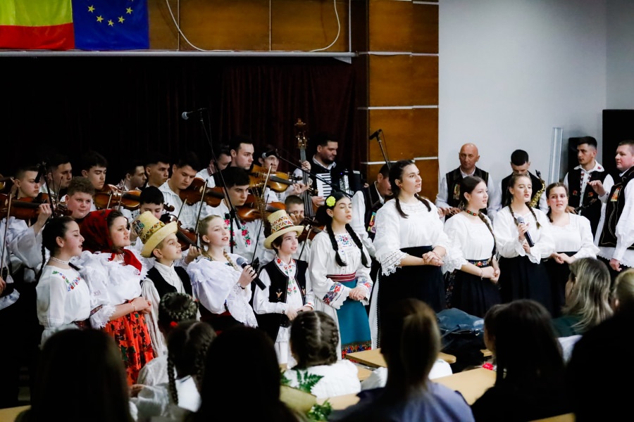 Spectacolul de final de an al Școlii Populare de Artă Baia Mare se va desfășura la Colegiul Național „Gheorghe Șincai”