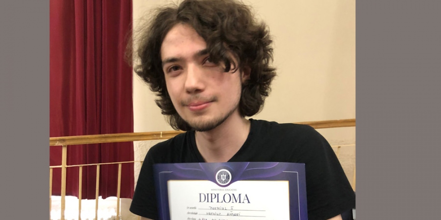 Lucacistul Andrei Hreniuc, premiul II la etapa națională a concursului Speak Out – secțiunea Monolog
