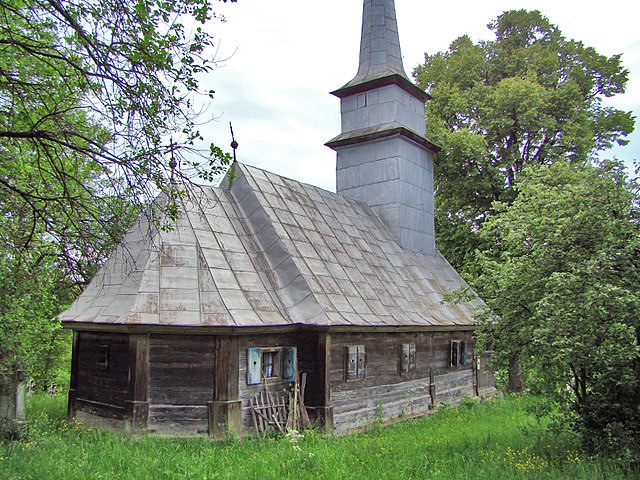 Lăcașul sfânt, monument istoric de la Jugăstreni