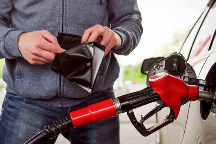 Benzina și motorina, mai scumpe de la 1 iulie