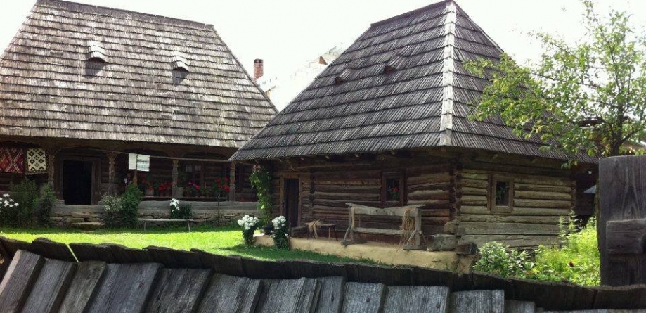 „Răsucind fir și făcând fuior” – o proză scurtă de Marian Ilea