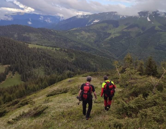 Trei ucraineni au fost recuperați de pe munte, de salvamontiștii și polițiștii maramureșeni