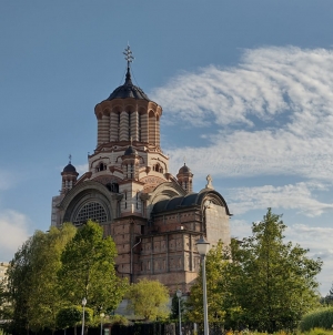 Copiii sunt invitați să participe la Școala de Vară de la Catedrala Episcopală din Baia Mare