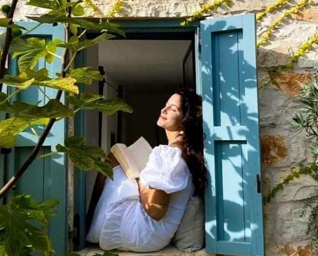 Femeile iubesc lectura mai mult decât bărbații