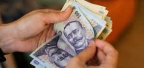 Începând de astăzi, salariul minim crește cu 6,8%