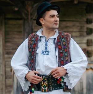 Credință și solidaritate: Deți Iuga organizează două concerte caritabile de pricesne la Cluj-Napoca și Baia Mare