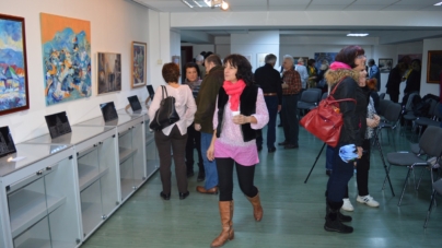 7 artiști plastici își vor expune lucrările în cadrul Expoziției „Conexiuni”