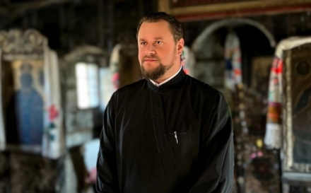 Pr. Adrian Dobreanu: Lacrimile lui Hristos – viață și Înviere; Scurtă meditație în Sâmbăta lui Lazăr