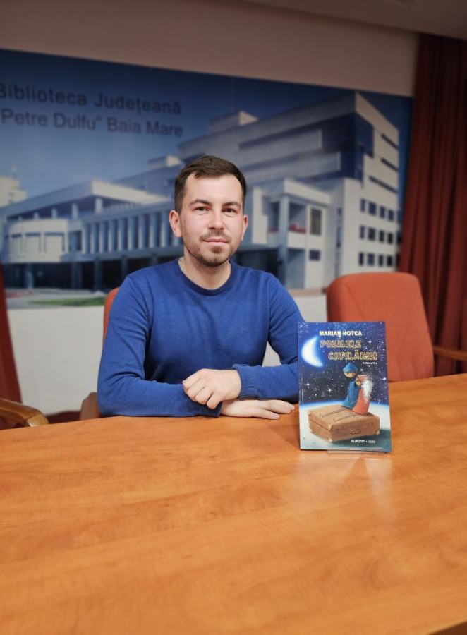 Profesorul Marian Hotca derulează o campanie de strângere de cărți pentru copii cu scopul înființării unei mici biblioteci în sala sa de clasă