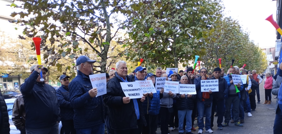 Revolta pensionarilor mineri maramureșeni, după recalcularea pensiilor continuă