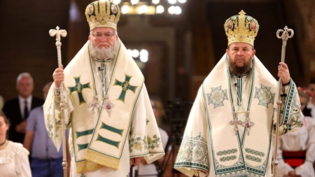 Unde liturghisesc ierarhii în această duminică