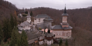 Programul liturgic în prima săptămână din Postul Paștilor la Mănăstirea „Sfânta Ana” Rohia