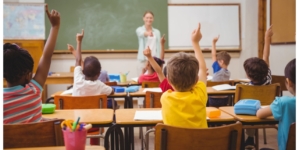 Elevii ar putea să facă doi ani de școală, într-unul singur