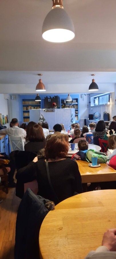 Spectacol de teatru pentru copii, părinți și bunici la SHURA Bistro Caffe Baia Mare