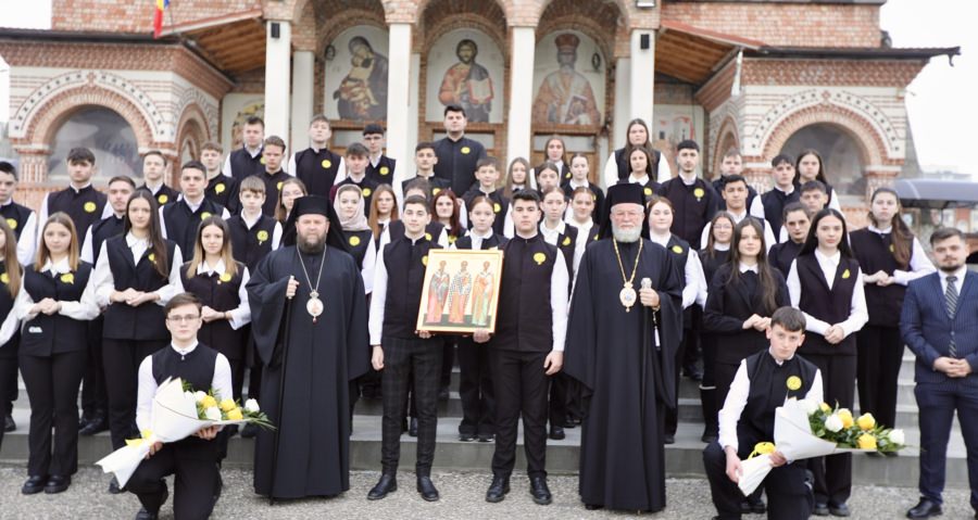 Hramul școlilor teologice din eparhie a fost sărbătorit la Catedrala Episcopală din Baia Mare