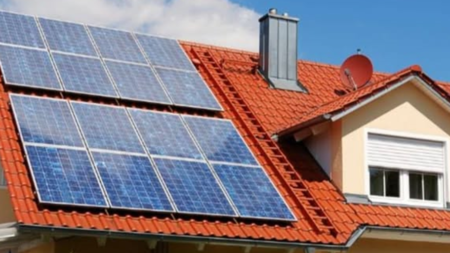 În Boiu Mare: Sprijin pentru montarea gratuită a panourilor fotovoltaice