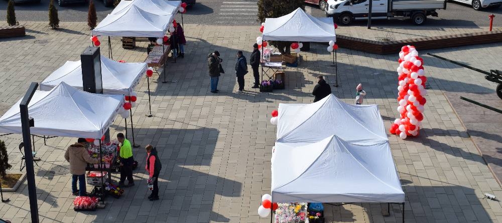 În Târgu Lăpuș a început „Târgul de Mărțisor”