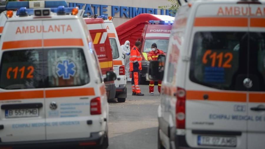 Salvați-mi fetița! a fost strigătul disperat al mamei. Ambulanțele românești, oprite de vameşii sârbi.