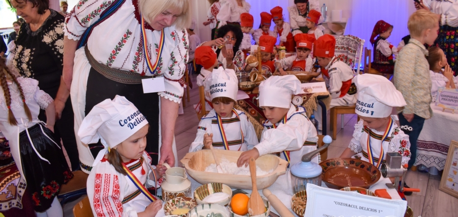 În Târgu Lăpuș va avea loc cea de-a IV-a ediție a Concursului regional „Gastronomie și tradiții de pe meleaguri românești” – preparare de cozonaci