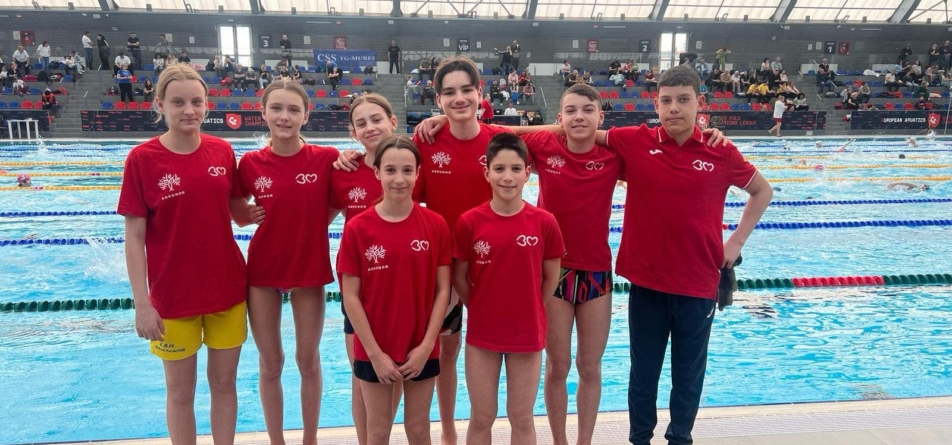 Înot: Opt medalii obținute de sportivii C.S.M. Baia Mare la Campionatul regional de cadeți 12-13 ani