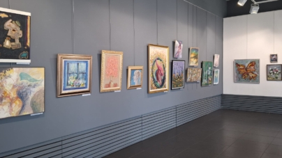 Simezele Galeriei de Artă UAP Baia Mare găzduiesc expoziția „Mărțișor”