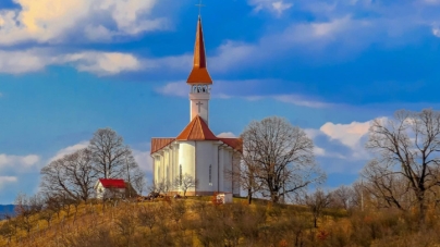 Sărbătoarea hramului mic la Mănăstirea Greco-Catolică din Băsești. Programul evenimentelor liturgice și culturale