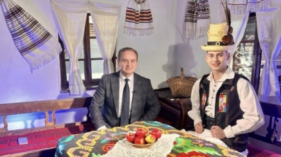 Tânărul maramureșean Paul Marincaș, invitat în cadrul emisiunii „Cântec și Poveste”