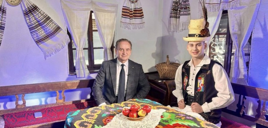 Tânărul maramureșean Paul Marincaș, invitat în cadrul emisiunii „Cântec și Poveste”