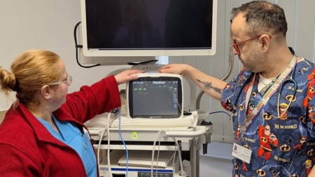 Un „Monitor funcții vitale” a fost donat compartimentului gastroenterologie din cadrul Spitalului Județean Baia Mare