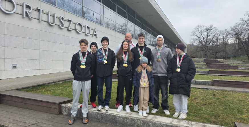 Numeroase medalii obținute de sportivii Flykick Team Baia Mare în Miskolc, Ungaria