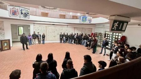Elevii Liceului Teoretic „Bogdan-Vodă” au aflat istoria și arborele genealogic al celor mai vechi familii din zona Vișeului