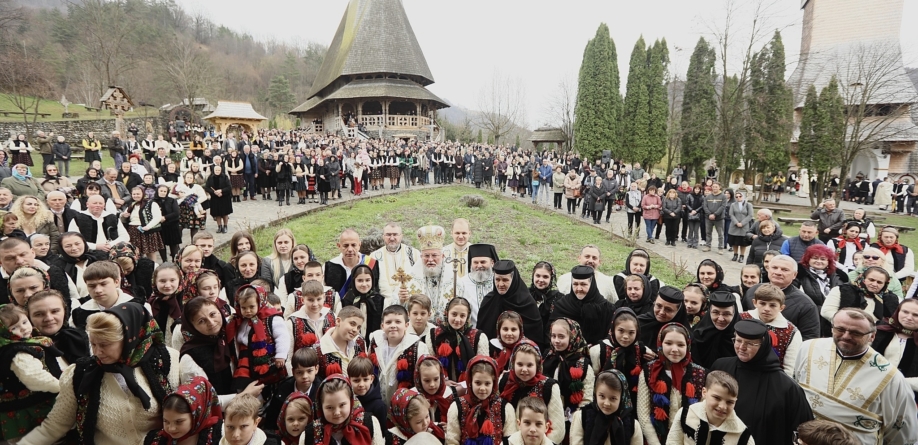 Lume multă la Mănăstirea Bârsana; PS Iustin s-a aflat azi în mijlocul credincioșilor