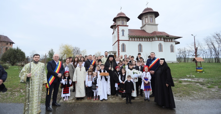 Liturghie arhierească la Mănăstirea Făget