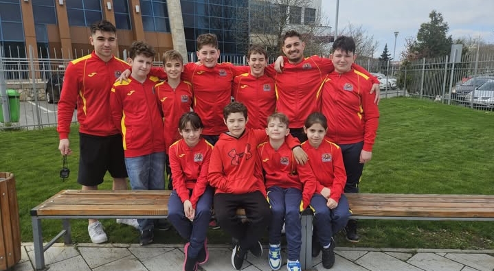 Doi sportivi de la Clubul Sportiv Seini, calificați la Campionatele Naționale de înot din această vară