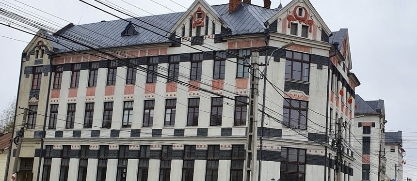 Elevi ai Colegiului „Dragoș Vodă”, calificați la etapele naționale ale olimpiadelor de Fizică, Limba și Literatura Română, Limba Franceză, Italiană și Spaniolă