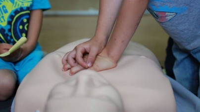 Educația pentru acordarea primului ajutor ajunge în școlile din Maramureș și Ivano-Frankivsk