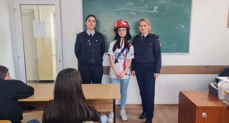 Lecții de prevenire de la pompieri