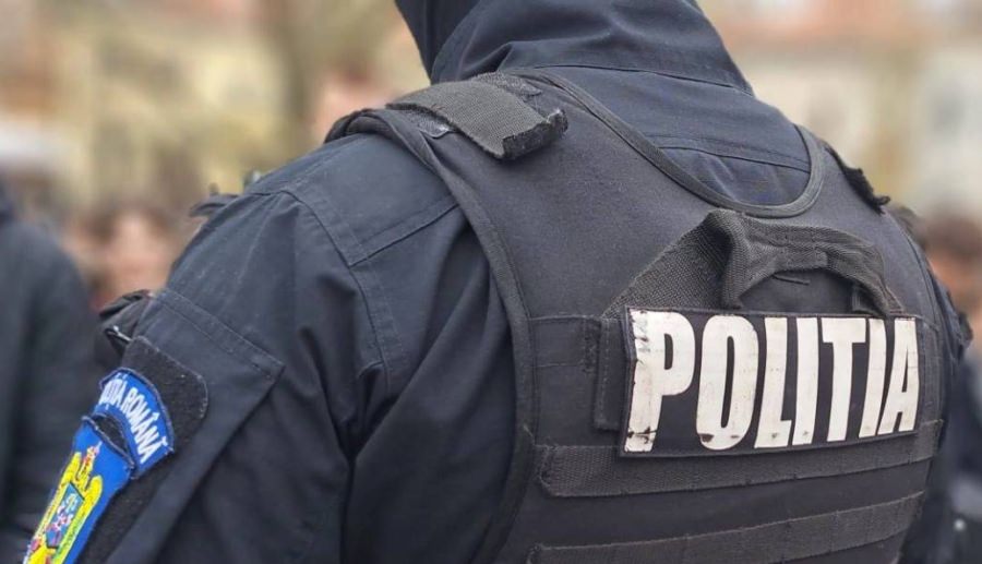 Polițiștii maramureșeni percheziționează în Prahova