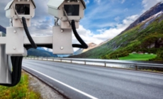 Viteză extremă pe autostradă: 248 km/h și o oprire rapidă la poliție