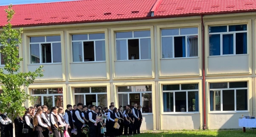 Elevi ai Seminarului Teologic Baia Mare, premiați la Concursul Național de limba engleză „Quest”